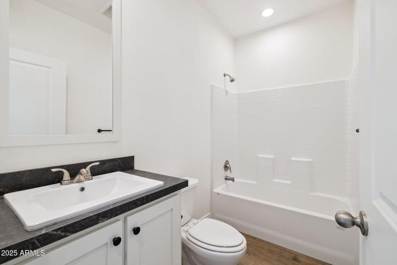 25-web-or-mls-50308-w-wildwood-rd