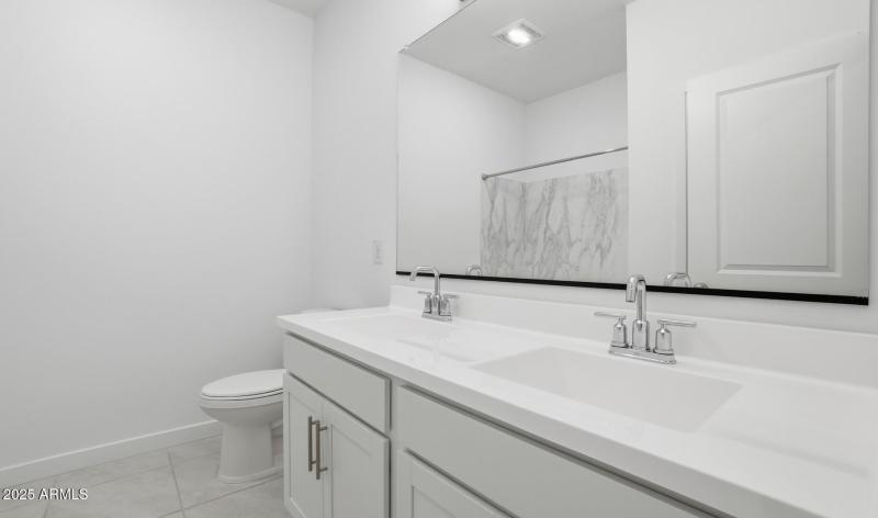 MR Lot #9 Hall Bath (1) (Large)