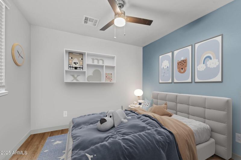 7-web-or-mls-bedroom Crystal