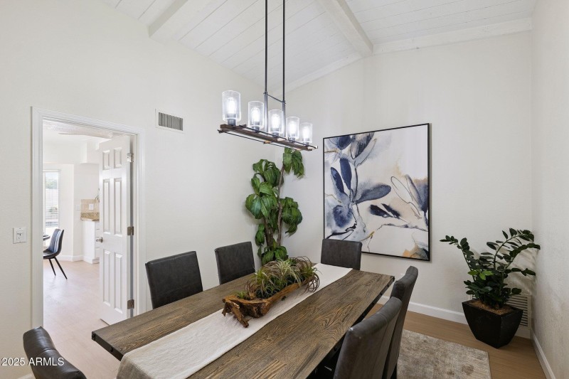 16-web-or-mls-15-e-kathleen-rd