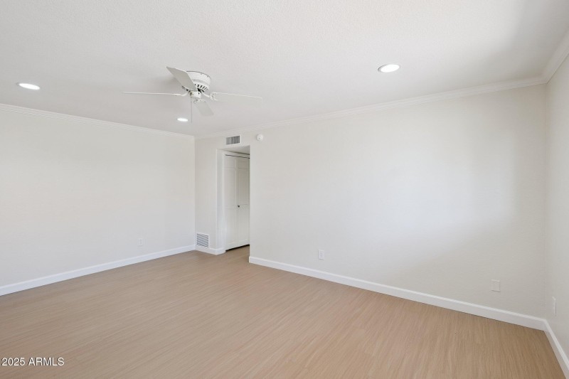 19-web-or-mls-15-e-kathleen-rd