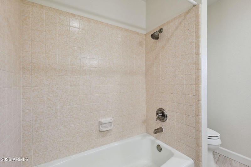 26-web-or-mls-15-e-kathleen-rd