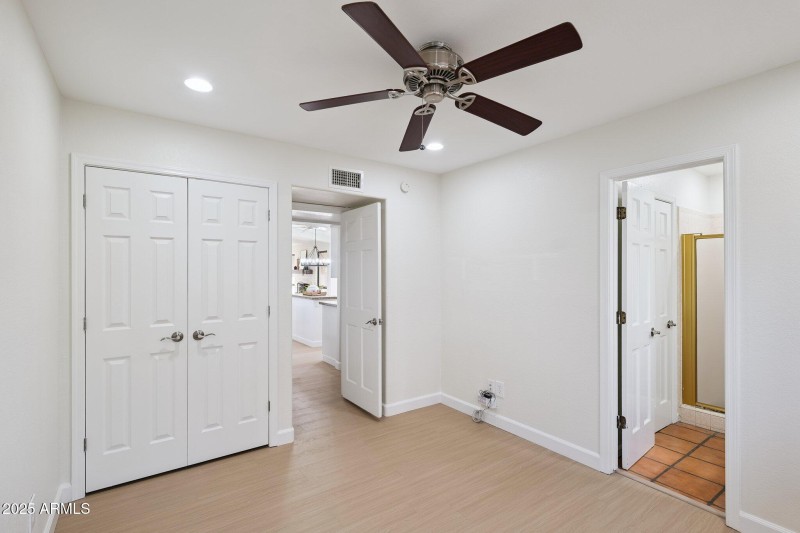 28-web-or-mls-15-e-kathleen-rd