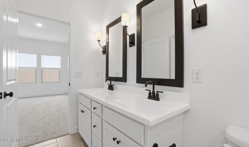 MR Lot #50 Primary Bath (3) (Large)