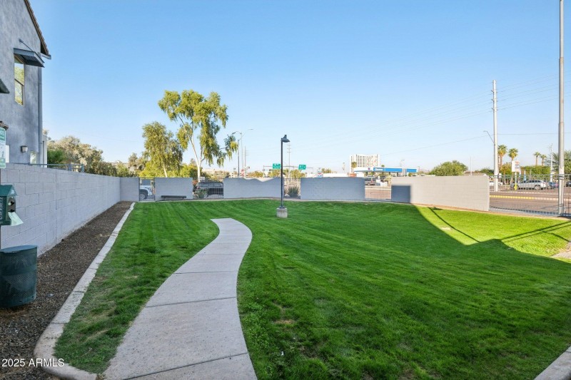 1-web-or-mls-E Portland St-2511-901