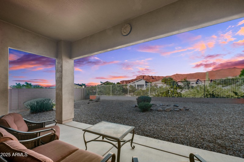 4306-S-Columbine-Way-1