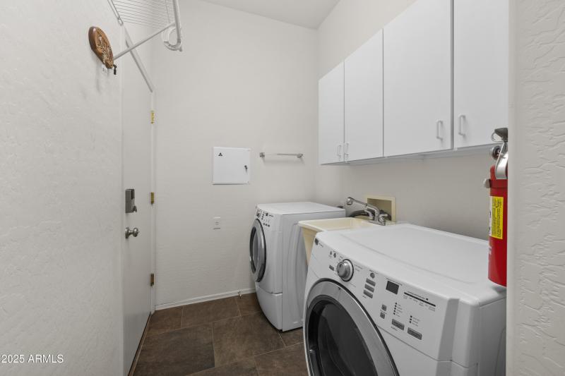 4306-S-Columbine-Way-36