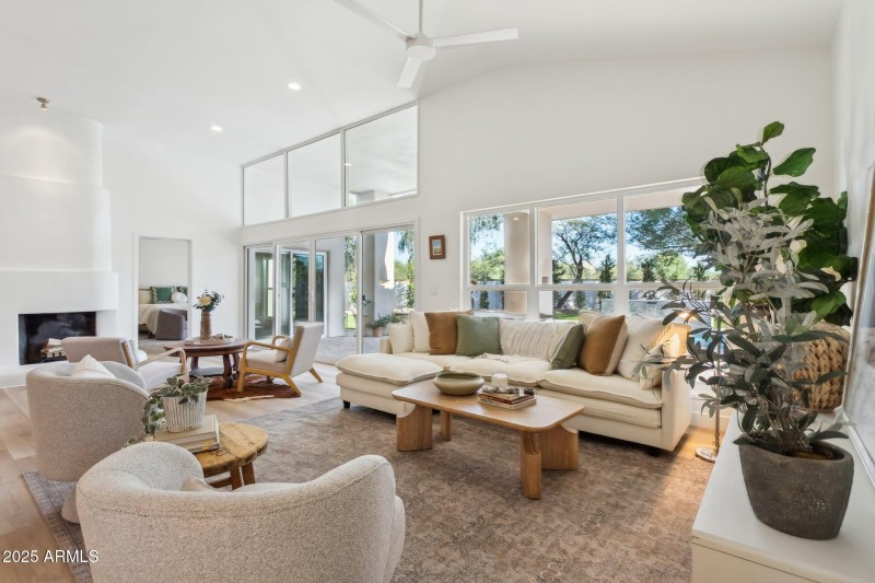 10-web-or-mls-8731-e-san-felipe-dr