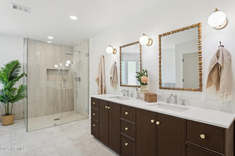 31-web-or-mls-8731-e-san-felipe-dr