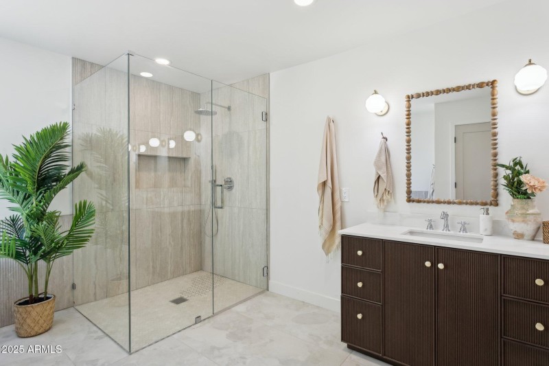 33-web-or-mls-8731-e-san-felipe-dr