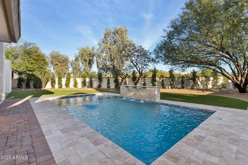 50-web-or-mls-8731-e-san-felipe-dr