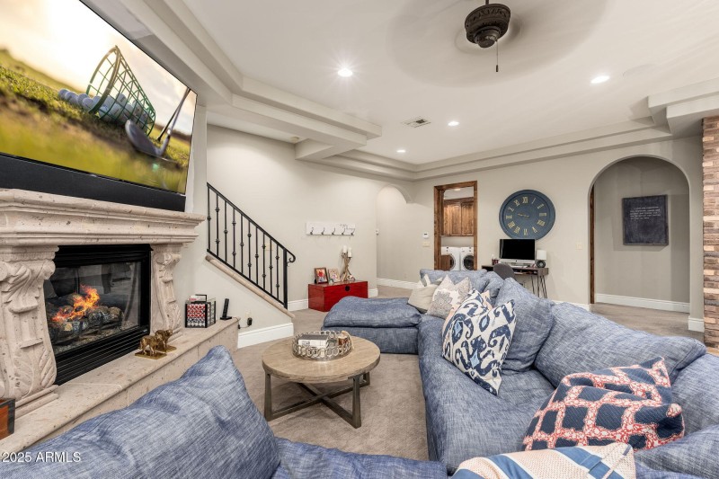 2196 E Champagne Pl - 43