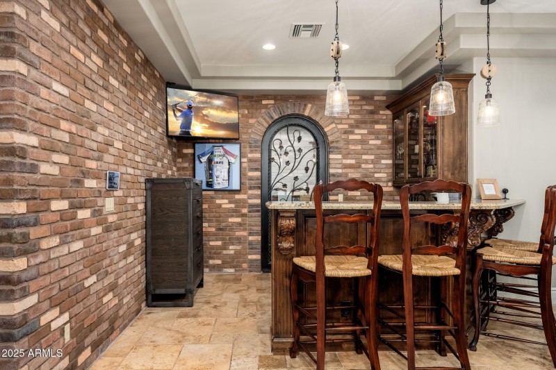 2196 E Champagne Pl - 44