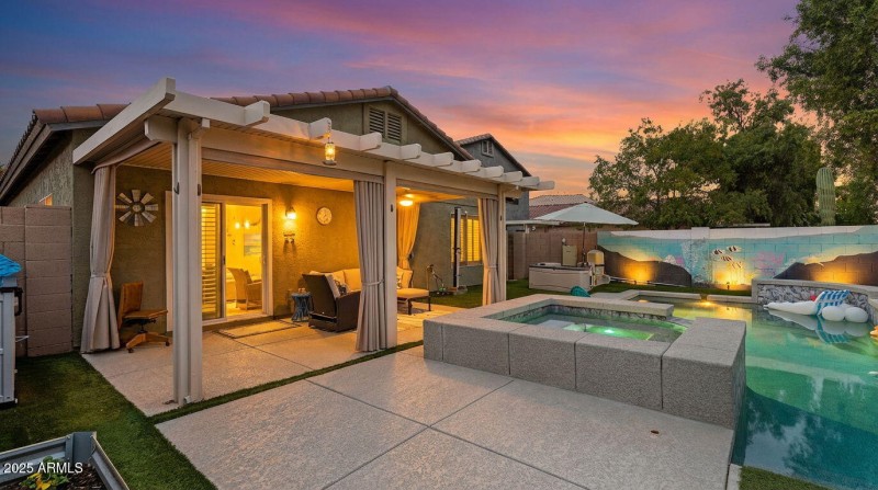 31-web-or-mls-783 E Drifter Pl- Twilight