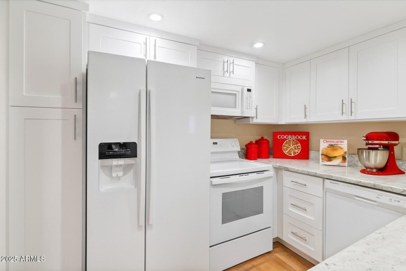 Kitchen with new oven