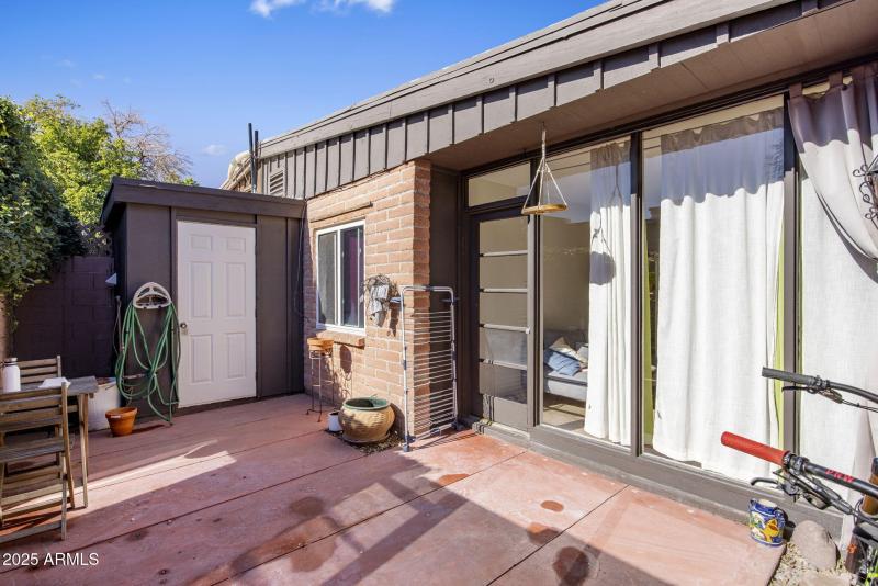 1-web-or-mls-D46A8556