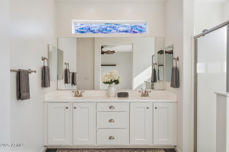 97c5bcd1-0411-4842-a10d-528f1eb3e31a