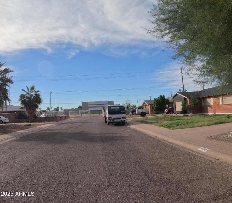 0StreetViewWest_McLellan