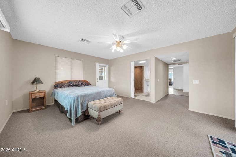 9718 W Terrace Ln-16