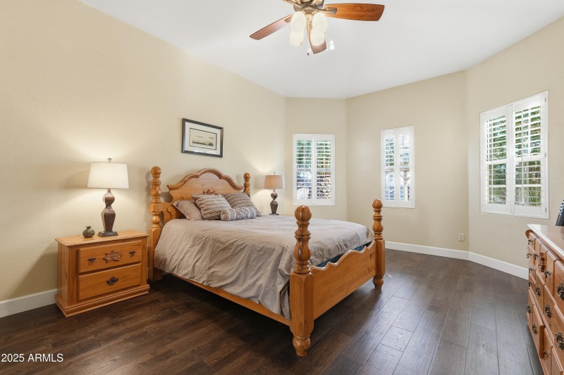 Spacious owner's suite