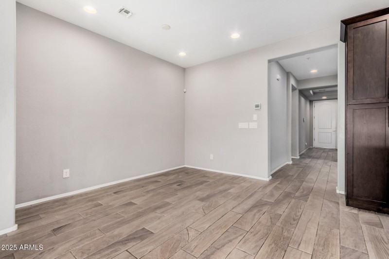 Eat-In Kitchen Dining