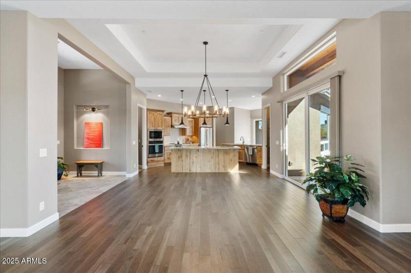 26-Dining Area & Kitchen