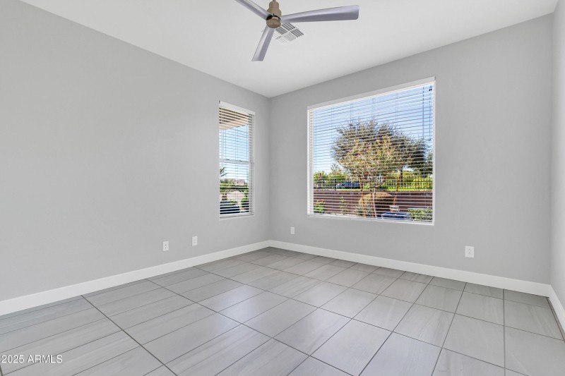 35964 N Desert Tea Dr-9