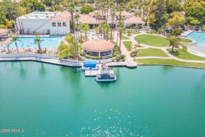 Val Vista Lakes Comm