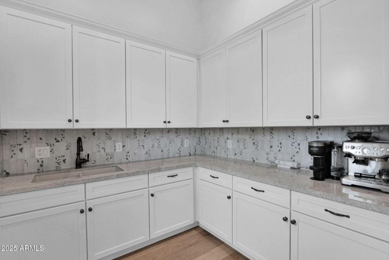 44-web-or-mls-P1382307