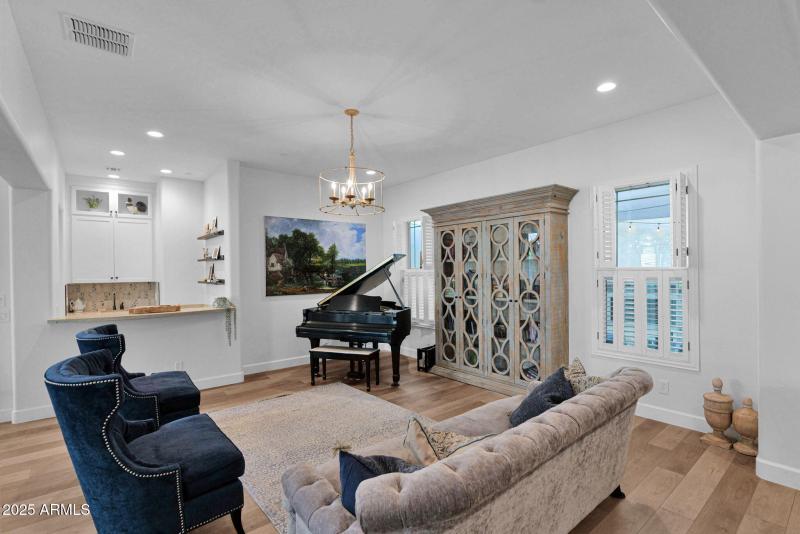 32-web-or-mls-P1382278