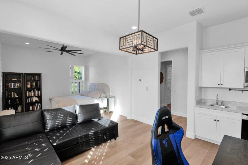 24-web-or-mls-P1372260