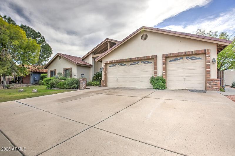 Great South Tempe Home