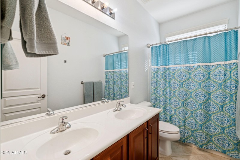 20-web-or-mls-N Sunset Dr-S2611-020