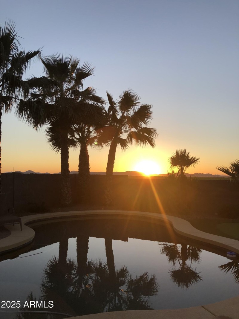 Seller Sunset Photos 2025