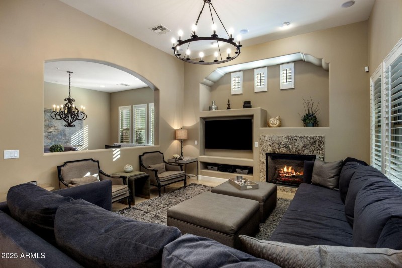 011_Living Room to Dining Room