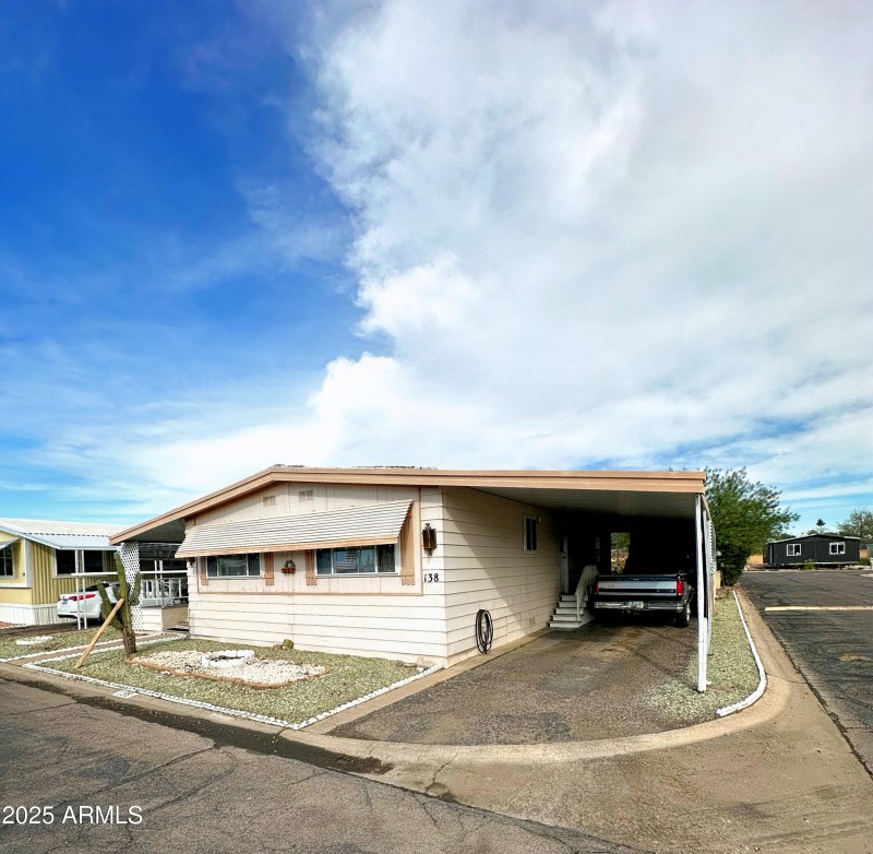 4F8B4E67-A0DB-426C-8152-0A3233804FA5