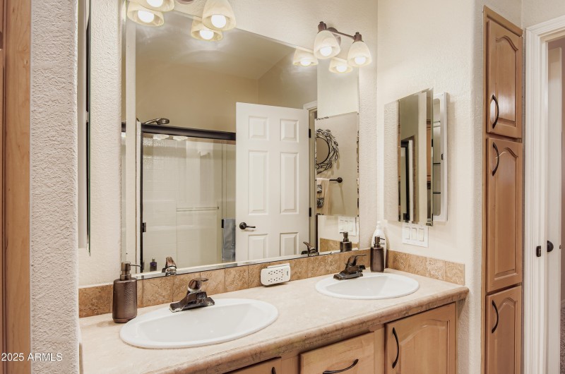 650 N Hawes Rd #4529 - Print Quality - 0