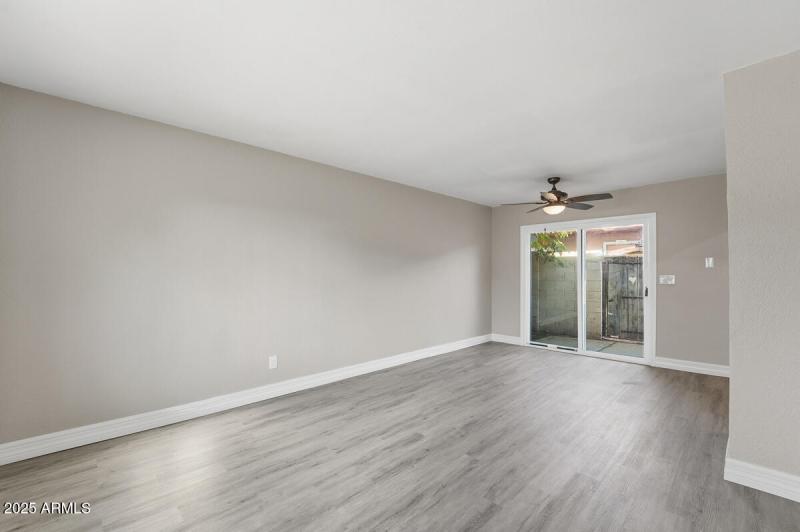 2847 N 46th Ave Unit 10-08