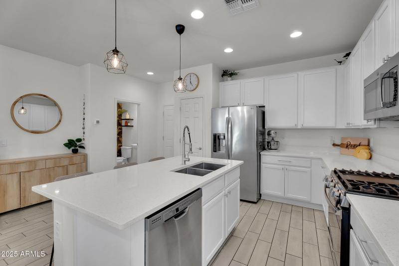 8-web-or-mls-82nd-11