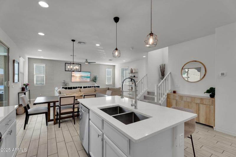 10-web-or-mls-82nd-14