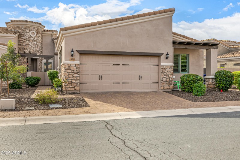 Two-Car Private Driveway
