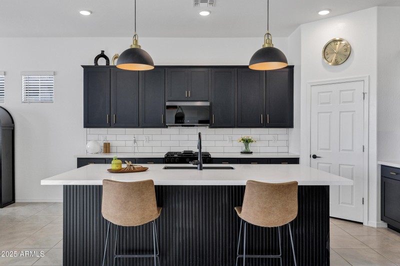 Island Open to Living