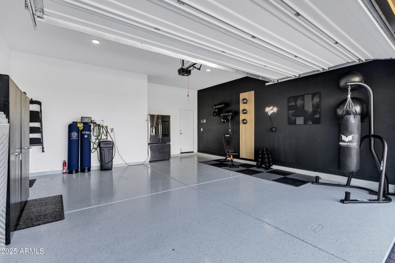 Epoxy Garage Floors & Cabinets