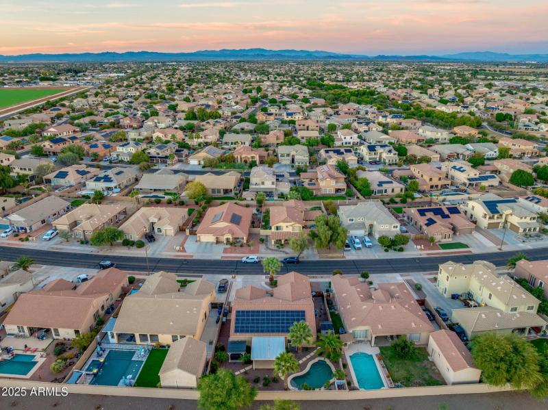 PEACEFUL NEIGHBORHOOD