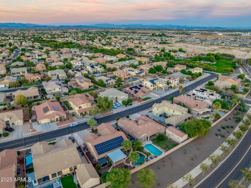 PEACEFUL NEIGHBORHOOD