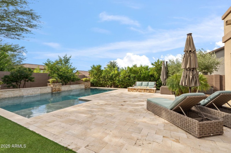 Layout and enjoy the day