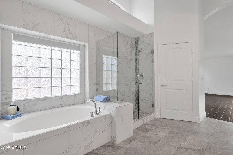 35-web-or-mls-715-e-kaibab-dr