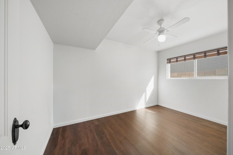 Interior - 1116 Plaza Azul-17