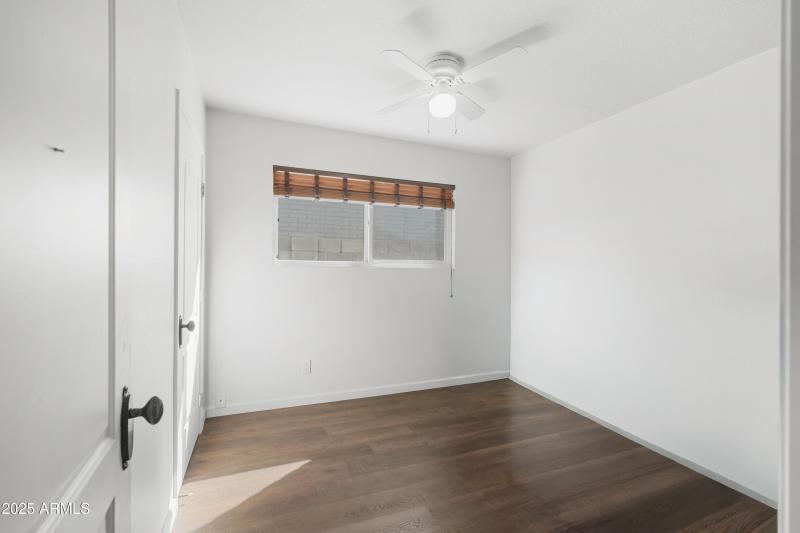 Interior - 1116 Plaza Azul-16