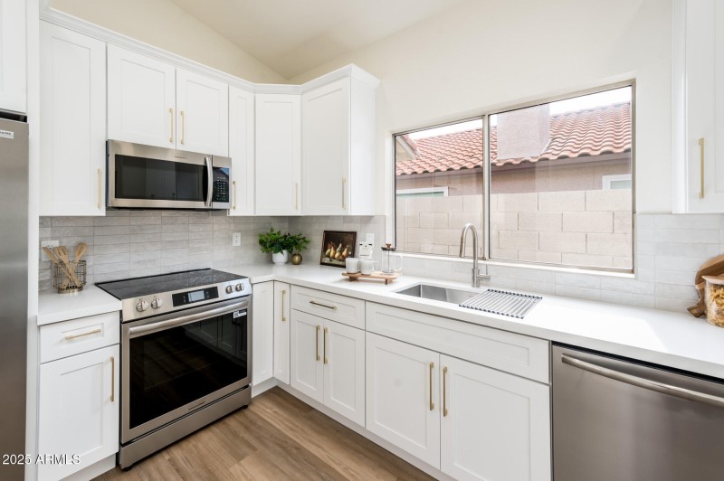 1038 N Alvaro - MLS-19